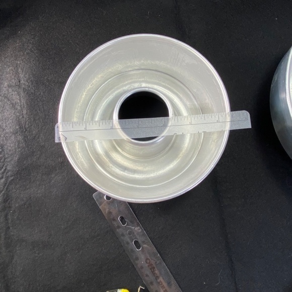 6 for$20♥️ vintage Jell-O molds or maybe you can bake in them - Picture 4 of 4